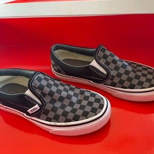 Black and Gray Checkered Vans (Size 3.5 Kids)